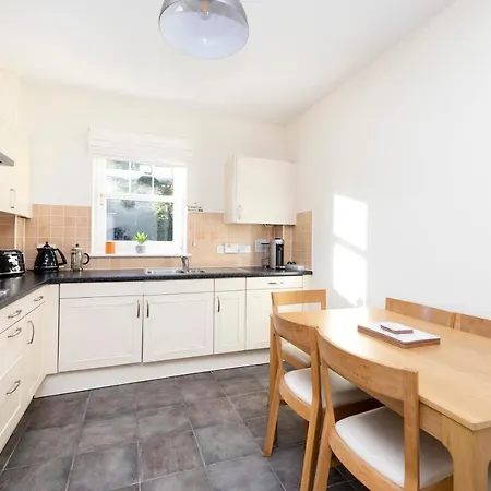 Joivy Modern Flat With Free Parking Apartment Edinburgh Exterior photo